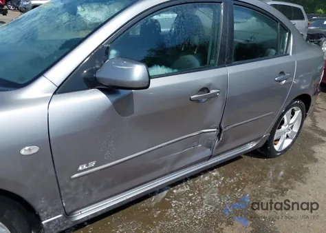 2005 Mazda Mazda3 S from USA, damaged, VIN JM1BK323251313354